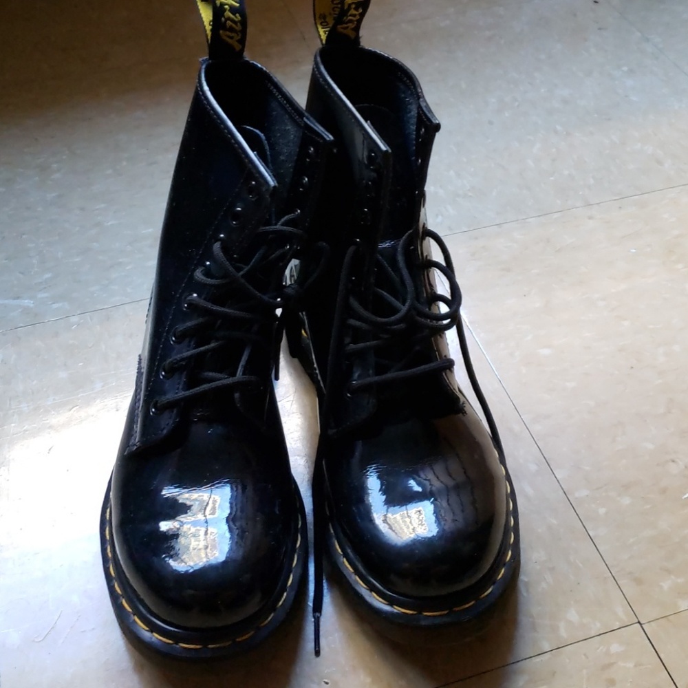 Dr Martens Patent Leather 1460 Boots Size 8